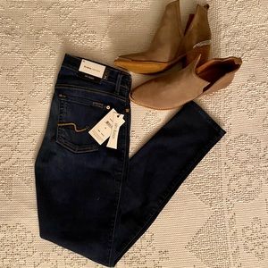 7 for All Mankind Slim Illusion Jean - Size 30 NWT